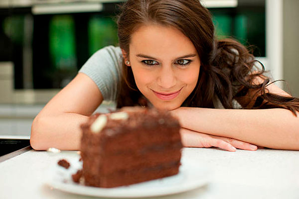 Почему постоянно хочется сладкого и как вырваться из сахарной ловушки